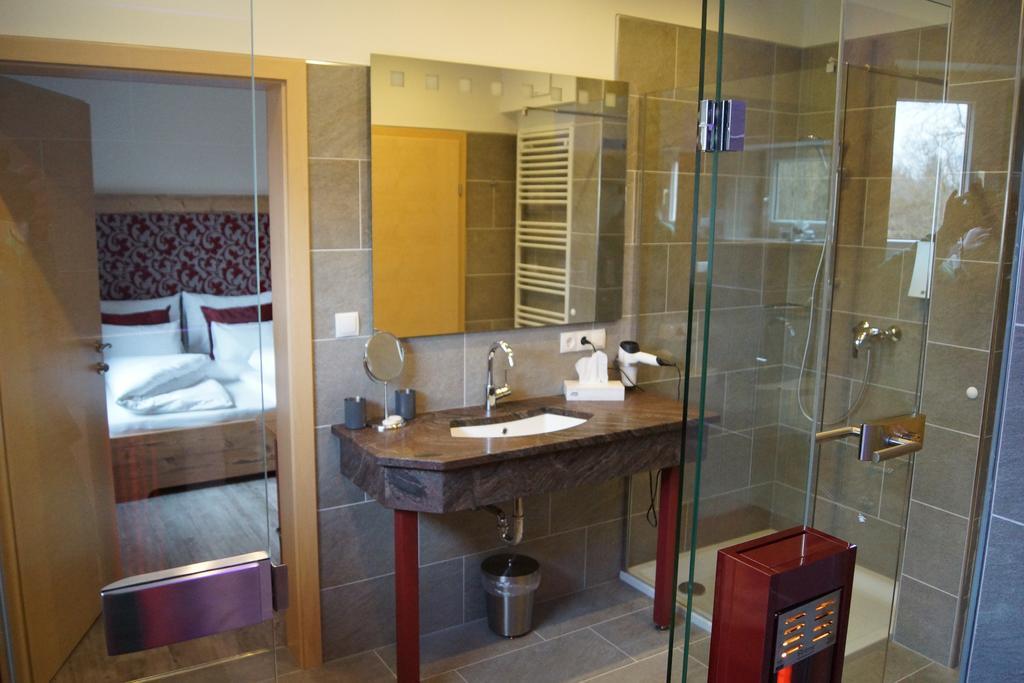 Der Marienhof Hotel Garni Graz Room photo
