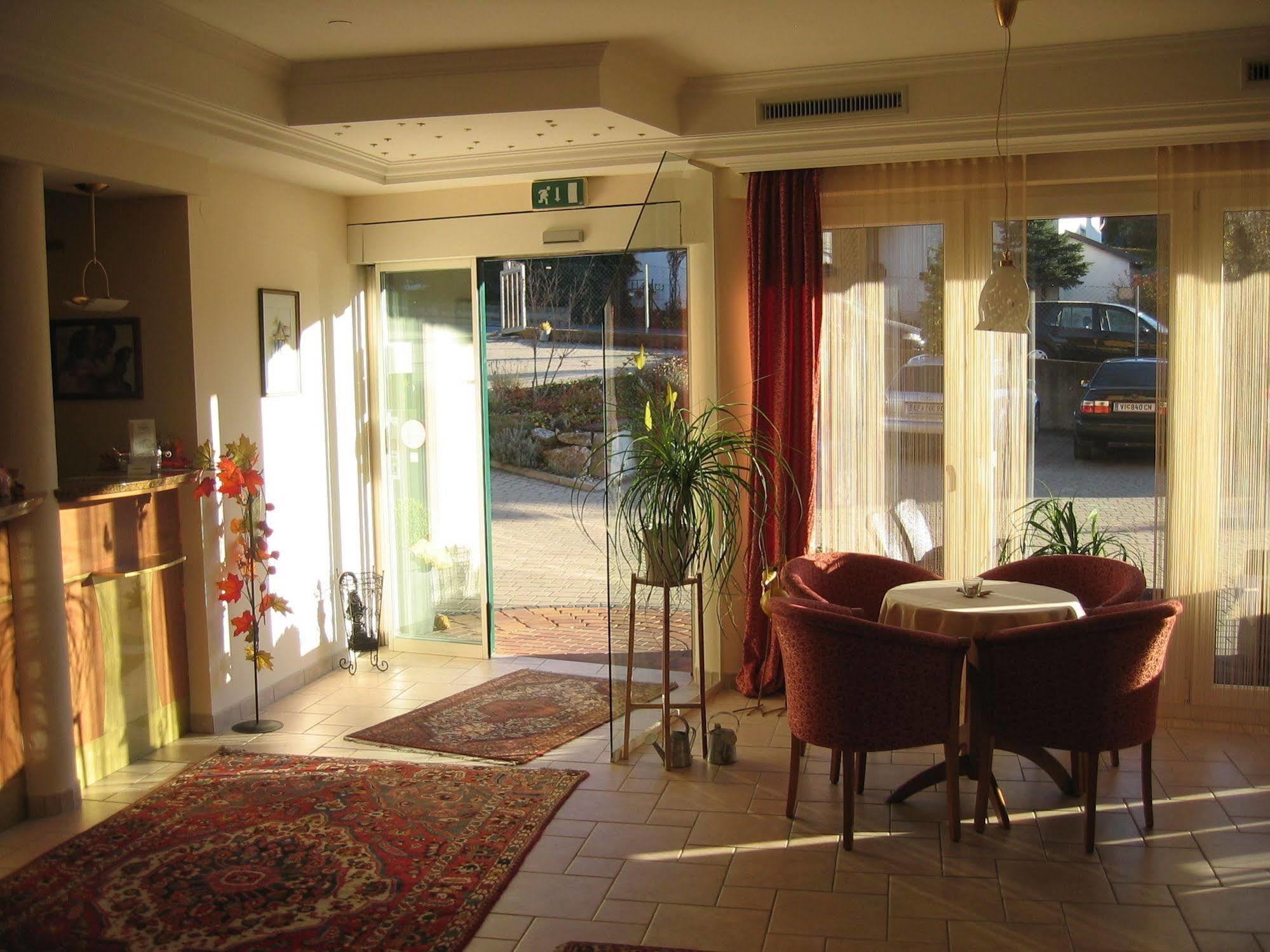 Der Marienhof Hotel Garni Graz Exterior photo